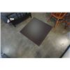 Image 4 : MODERN CHROME LEG ENDTABLE