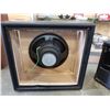 Image 2 : FENDER SPEAKER IN BOX