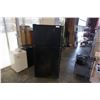 Image 2 : BLACK REFRIGERATOR AND FREEZER