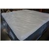 Image 3 : KING SIZE SEALY CASTLE POINT EURO COMFORT TOP MATTRESS AS NEW
