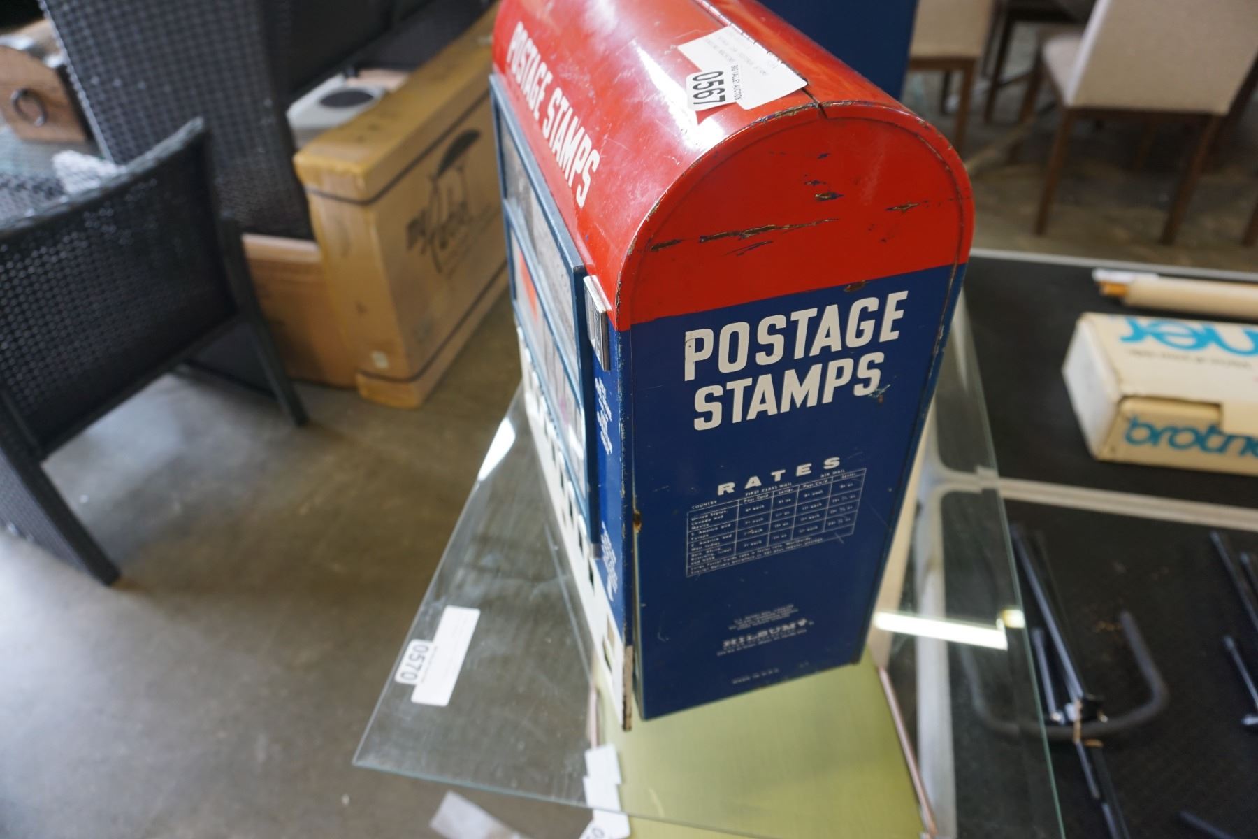 VINTAGE U.S POSTAGE STAMP VENDING MACHINE Vintage postage stamp machine