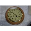 Image 2 : HERITAGE MINT CLOCK, TILE ART, AND 3 WOVEN BAGS