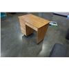 Image 2 : CONRAD GIROURD MAPLE 4 DRAWER DESK