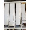 Image 2 : LARGE BOX OF BASEBALL CARDS