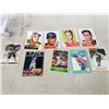 Image 1 : LOT OF VINTAGE BASEBALL AND HOCKEY CARDS