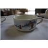 Image 2 : 7 1980S CAMBELL SOUP KIDS SPORTS CANADIAN EXCLUSIVE BOWLS AND MUGS