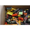 Image 2 : BOX OF VINTAGE COLLECTIBLE TOYS, HOTWHEELS, LESNEY ETC CARS, TRACKS ETC