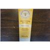 Image 2 : 3 BRAND NEW BURTS BEES BABY NOURISHING LOTION AND 3 BRAND NEW BURTS BEES BABY BUBBLE BATH - RETAIL $
