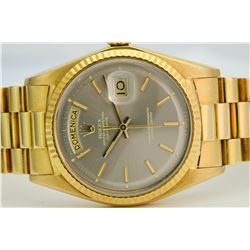 Pre-Owned Rolex Day-Date 1803 - Spanish