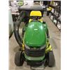 Image 2 : John Deere X304 Riding Lawn Mower LESS THAN 7 HOURS ON METER LIKE NEW
