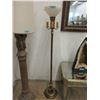 Image 1 : Vintage Brass Floor Lamp with Milk Glass Shade