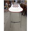 Image 2 : Set of 4 Calligaris Stackable 31" Stools