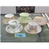 Image 1 : 5 Vintage English Bone China Tea Cup & Saucers