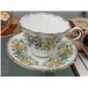 Image 2 : 5 Vintage English Bone China Tea Cup & Saucers