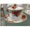 Image 2 : 5 Royal Albert "Old Country Rose" Tea Cups