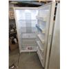Image 2 : Frigidaire Upright Eventemp Freezer