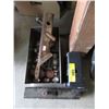Image 1 : Hitches, Hitch Extensions & 10 Hitch Balls