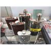Image 1 : 5 Metal Flasks