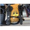 Image 1 : 2 Dive Knives & an Aqua-Lung Vest