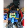 Image 1 : 7 Pieces of Assorted Camping Equipment