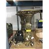 Image 1 : 2 Brass Stands & 5 Resin Animals