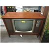 Image 1 : Vintage Silvertone TV - 16" x 39" x 29" tall