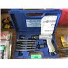 Image 1 : Westward Air Hammer Kit with Chisels