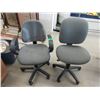 Image 1 : 2 Office Chairs on Casters
