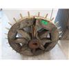 Image 1 : 36" Antique Wood & Metal Gear