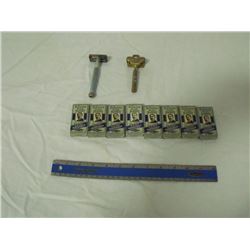 2 Saftey Razers and Blades