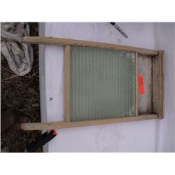 Glass washboard