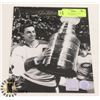 Image 1 : MONTREAL CANADIENS JEAN BELIVEAU SIGNED 8X10
