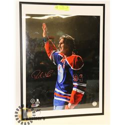 EDMONTON OILERS RYAN SMYTH SIGNED 16X20 PHOTO