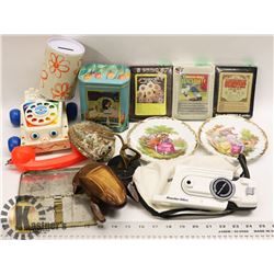 LOT OF ASSORTED VINTAGE  COLLECTIBLES