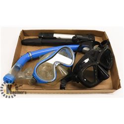 LOT OF 2 DIVING MASKS AND 2 AIR PUMPS