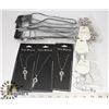 Image 1 : LOT OF ASSORTED NECKLACES