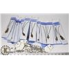 Image 1 : LOT OF ASSORTED NECKLACES