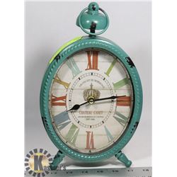 TABLE TOP / MANTLE CLOCK
