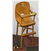 Image 1 : VINTAGE DOLL HIGH CHAIR