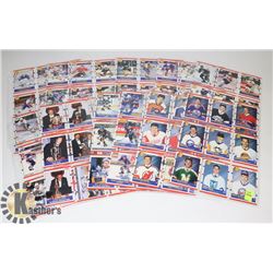 BUNDLE OF HOCKEY CARDS