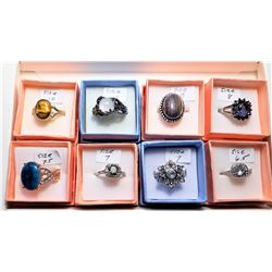 6)  LOT OF 8 FASHION RINGS, INCLUDING: