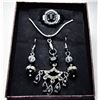 Image 1 : 1) SUITE OF BLACK AND CLEAR ZIRCON AND