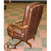 Image 2 : EXECUTIVE OFFICE CHAIR