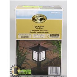 NEW HAMPTON BAY LOW VOLTAGE