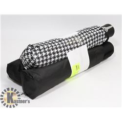 3 PACK OF ADULT SIZE UMBRELLAS