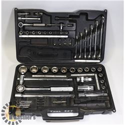 SPECIALIST TOOL SET IN CASE