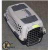Image 1 : USED CAT KENNEL RECENTLY WASHED WITH BASE