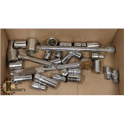 FLAT OF SOCKETS AND RATCHET WITH EXTENSION