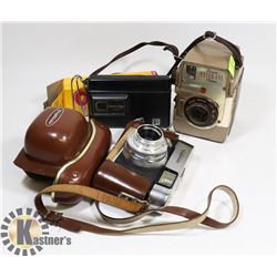LOT OF THREE VINTAGE CAMERAS