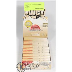 DISPLAY OF MARSHMALLOW FLAVOURED ROLLING PAPERS